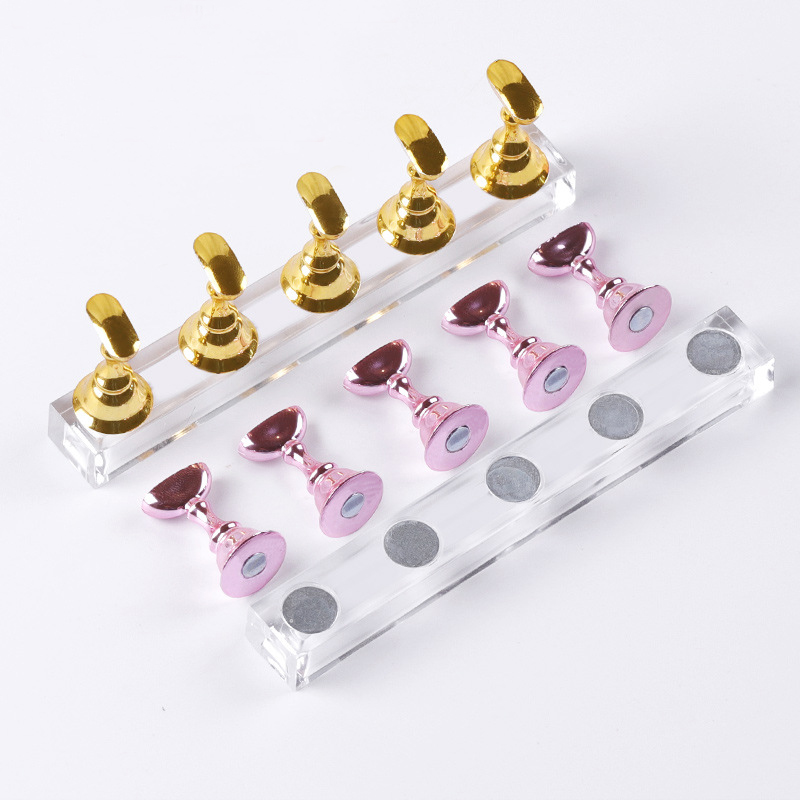 Nail Art Quotes - 5/30 ピース/セット磁気ネイルホルダー偽ネイルチップ練習スタンドクリスタルベースホルダーネイルアートディスプレイアートサロン DIY & 練習