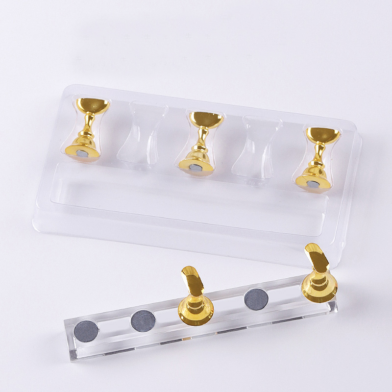 5/30 ピース/セット磁気ネイルホルダー偽ネイルチップ練習 - Nail Art Quotes のレビューと価格