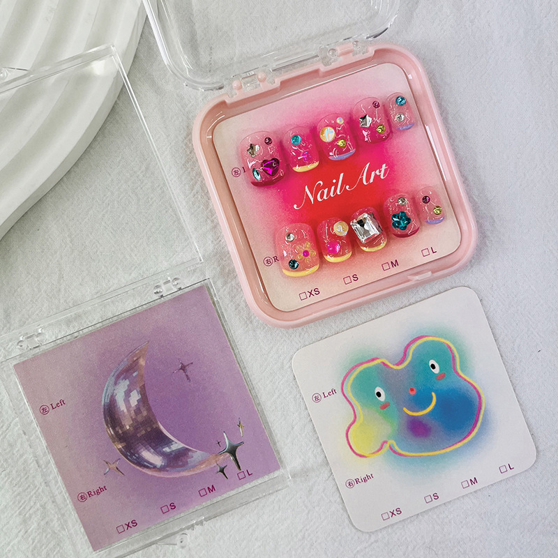 50枚入り 6.5x6.5cm 8x8cm 付け爪用段ボール - Nail Art Quotes のレビューと価格